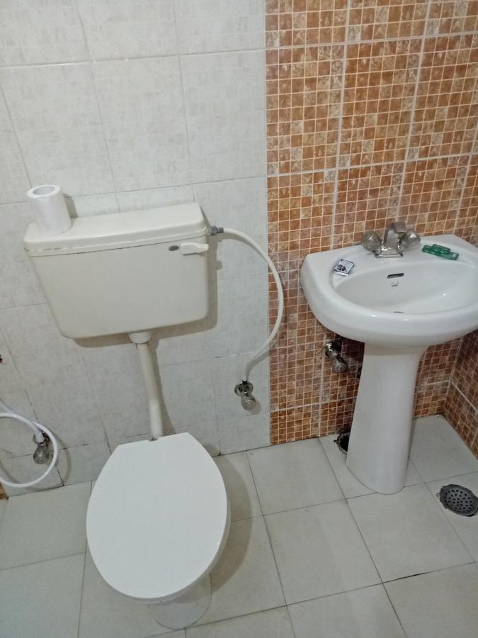 Hotel Nathu Palace New Delhi Ngoại thất bức ảnh