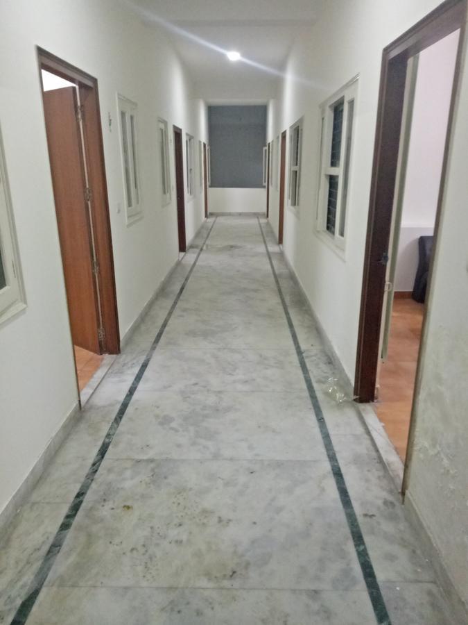 Hotel Nathu Palace New Delhi Ngoại thất bức ảnh